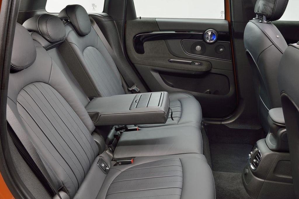 Mini Countryman 2024 (NEGRO)